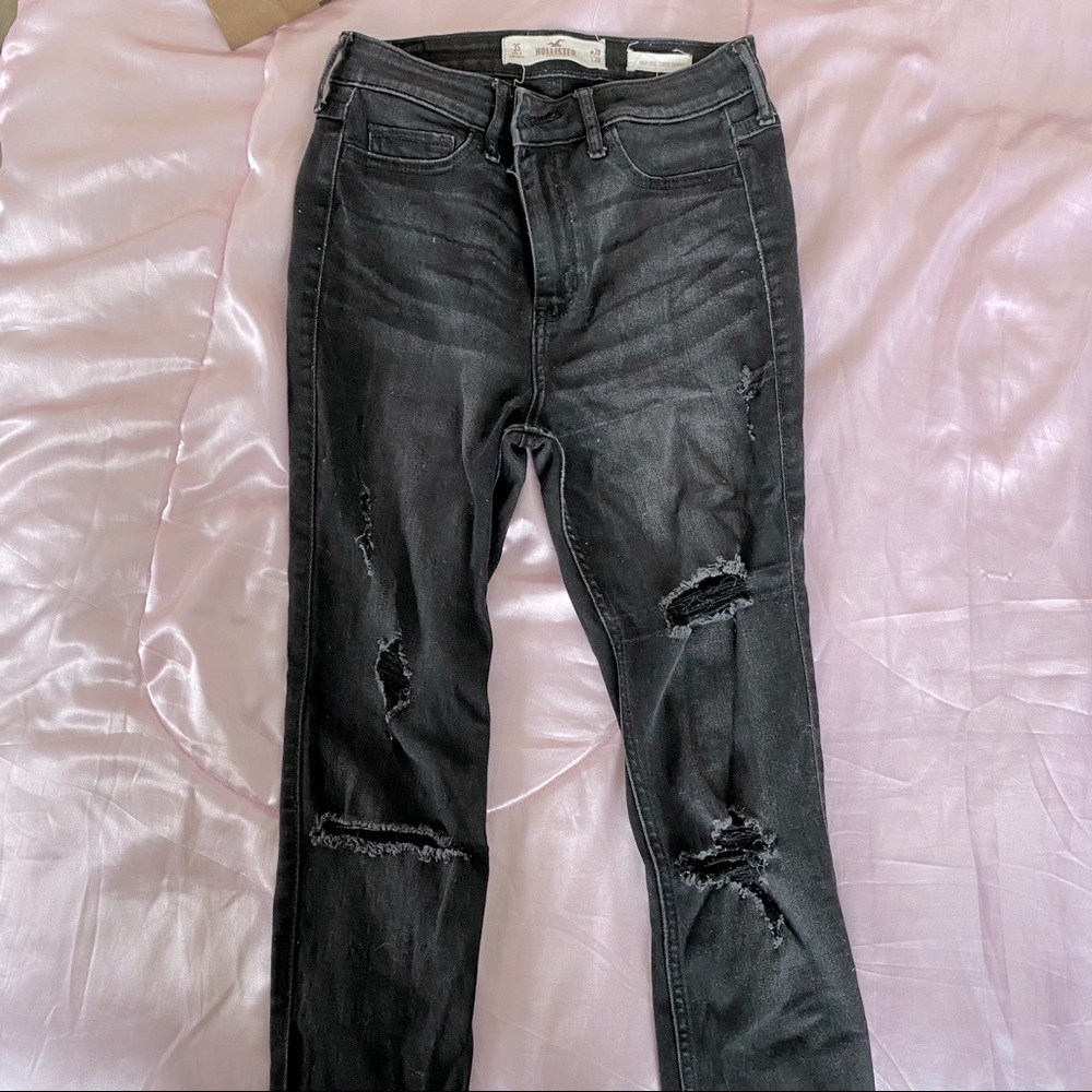 Hollister High-Rise Skinny Jeans